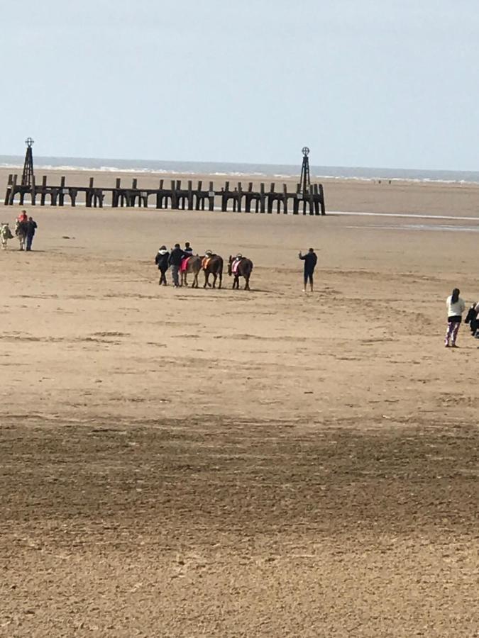 Beach View - Amazing Sea Views Lytham St Annes Bagian luar foto